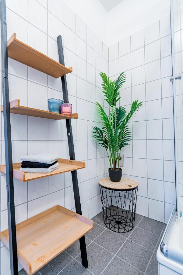 מגדבורג Helles Apartment In Top-Lage Mit Parkplatz מראה חיצוני תמונה